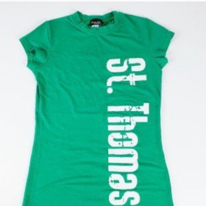 green fitted tee